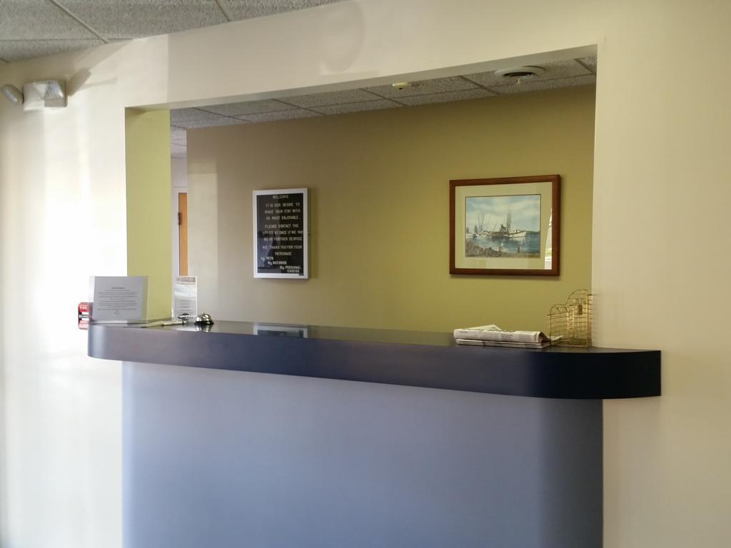 Budget Host Inn Sandusky Bagian luar foto